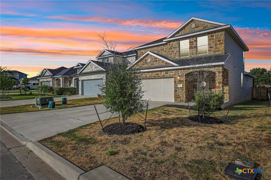 108 Katie Elder Drive, Jarrell, TX 76537 — photo 3