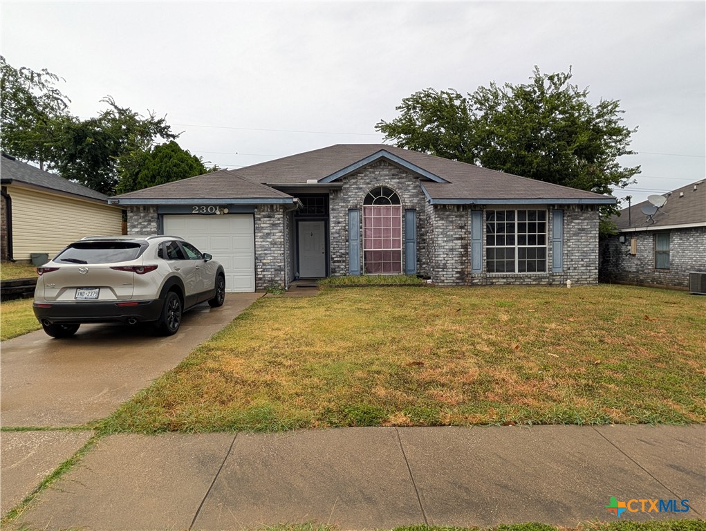 2301 Cactus Drive — photo