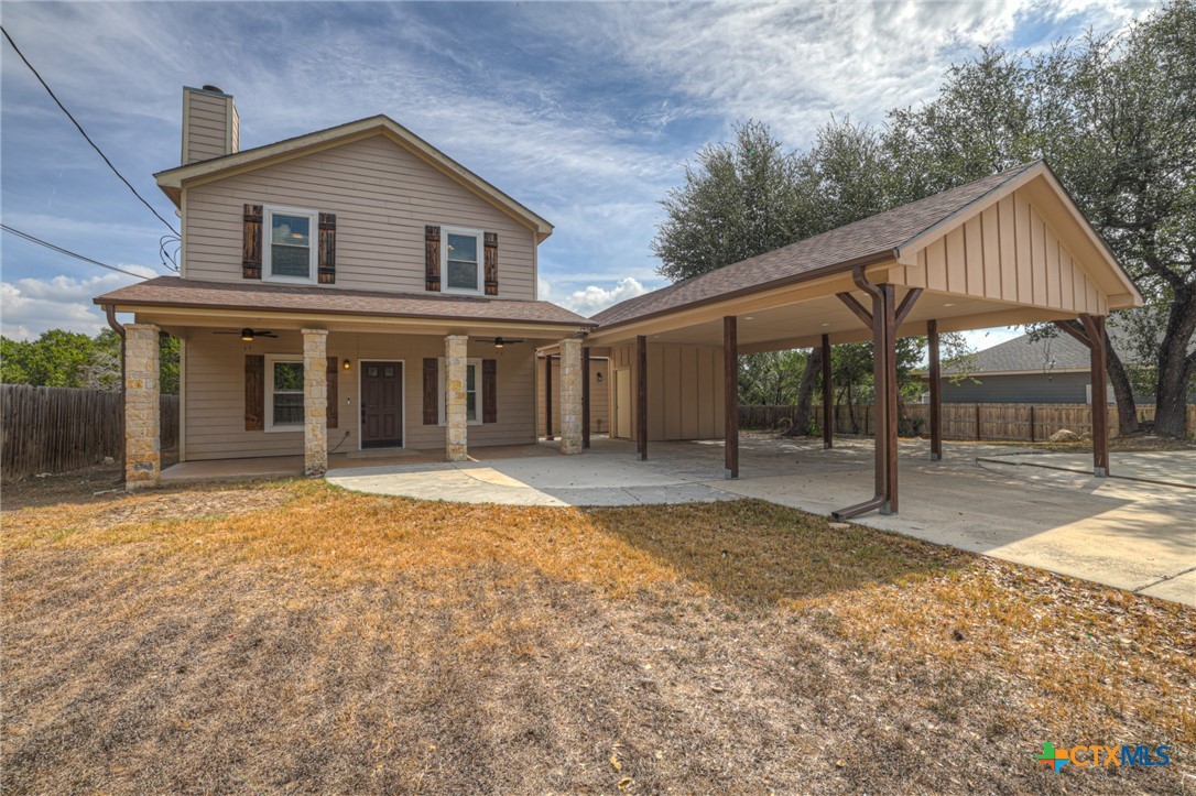 1452 Lakeview Drive — photo