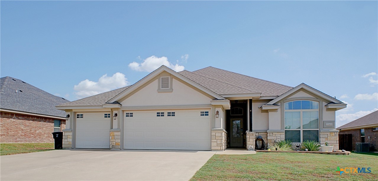 7702 Zircon Drive — photo