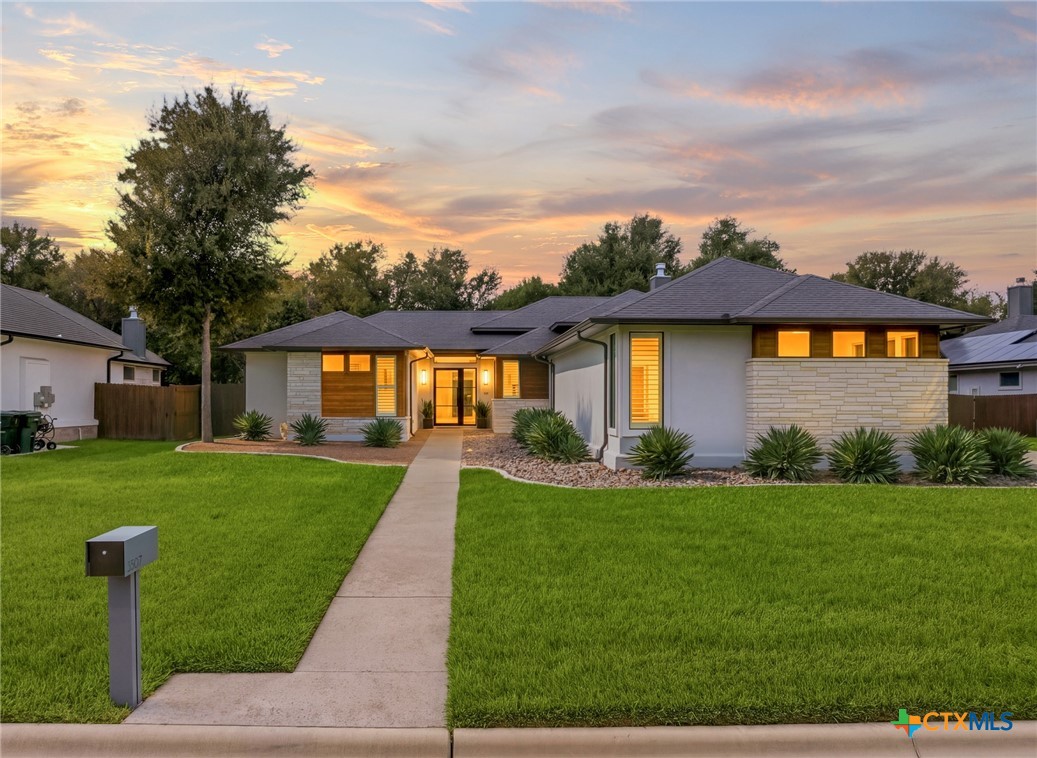 3507 Lions Ridge Drive — photo