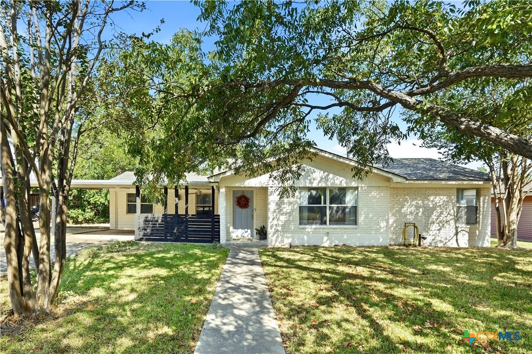 904 Kirk Street — photo