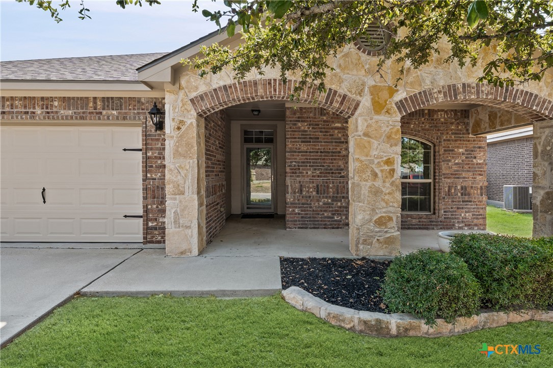 504 Copper Ridge Loop, Temple, TX 76502 — photo 2