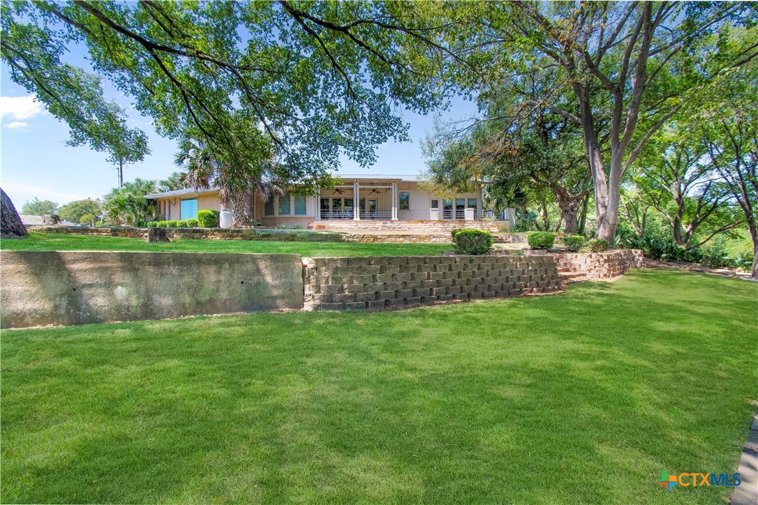 14200 Briarcliff Road — photo