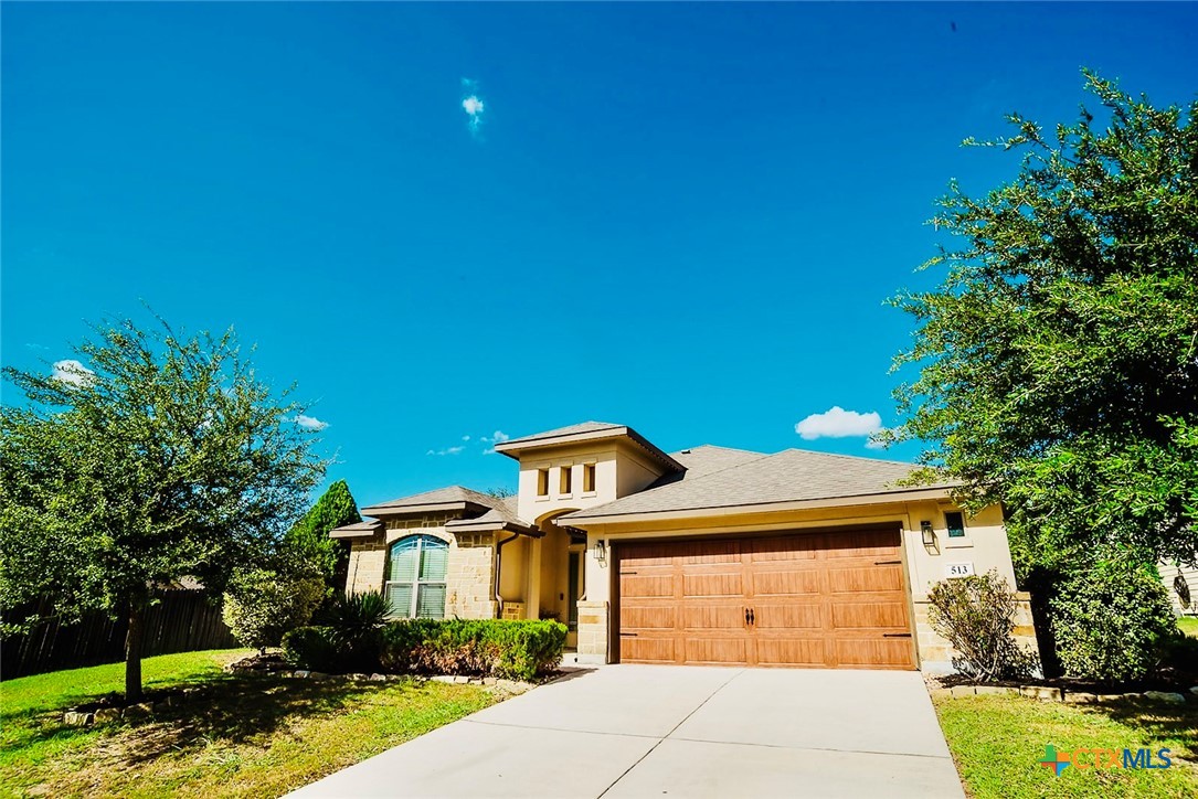 513 Windsor Court — photo