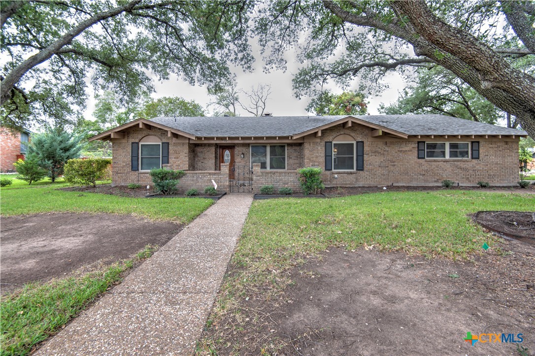 3209 White Oak Drive — photo