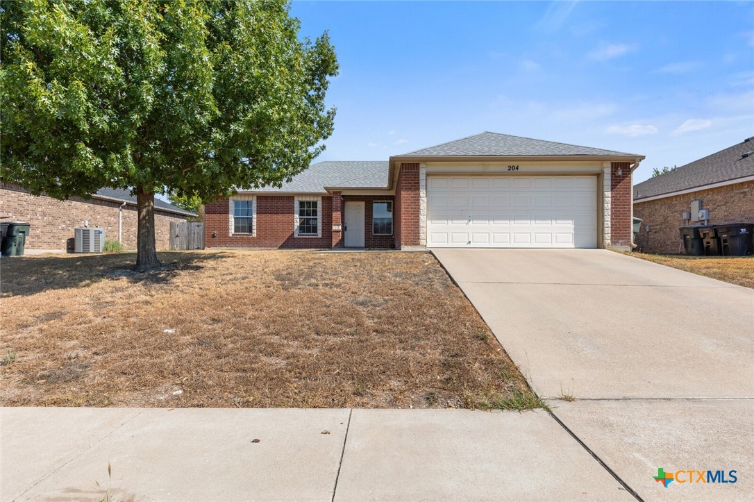 204 Mcfaddan Lane — photo
