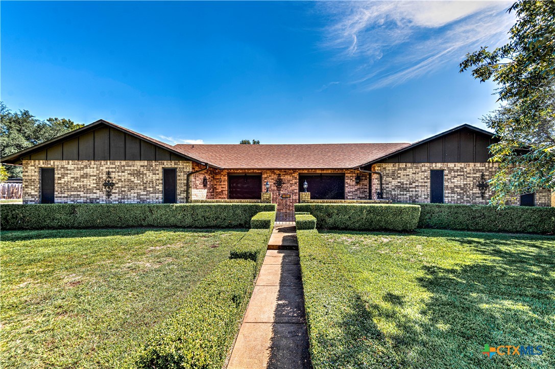 3901 Laurel Road — photo