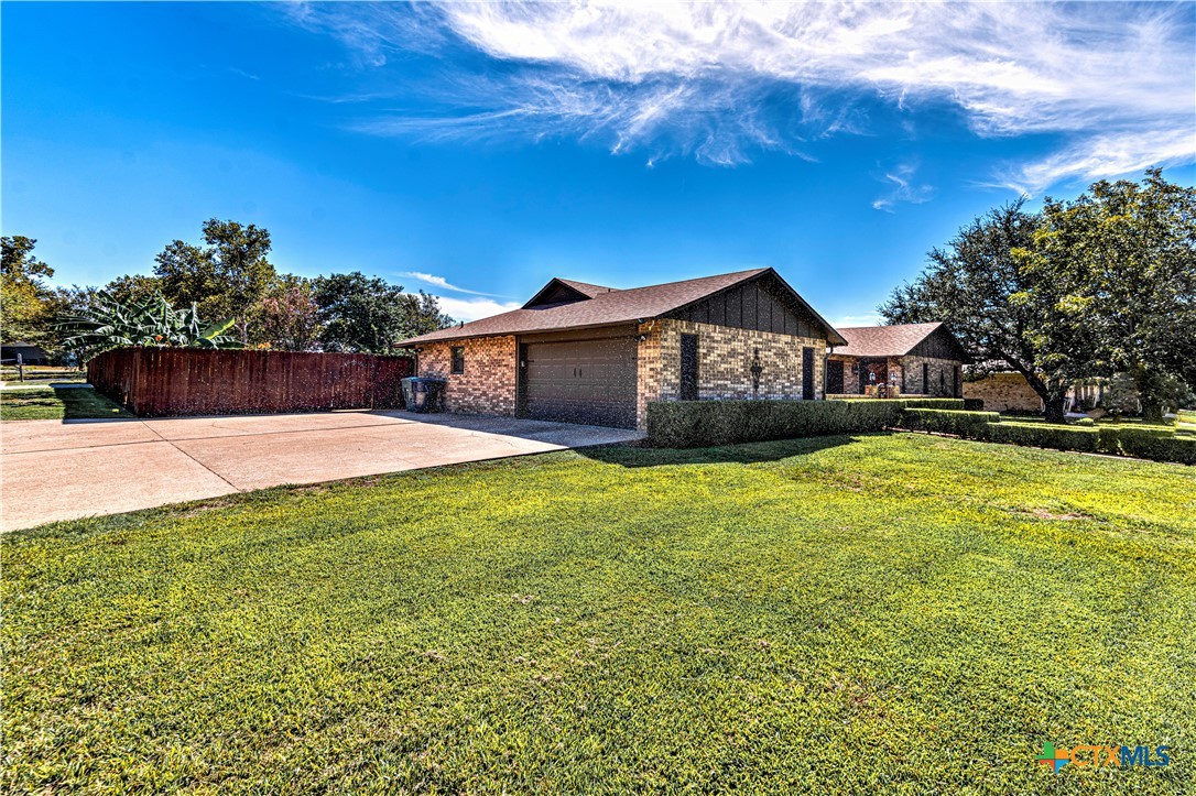 3901 Laurel Road, Temple, TX 76502 — photo 2