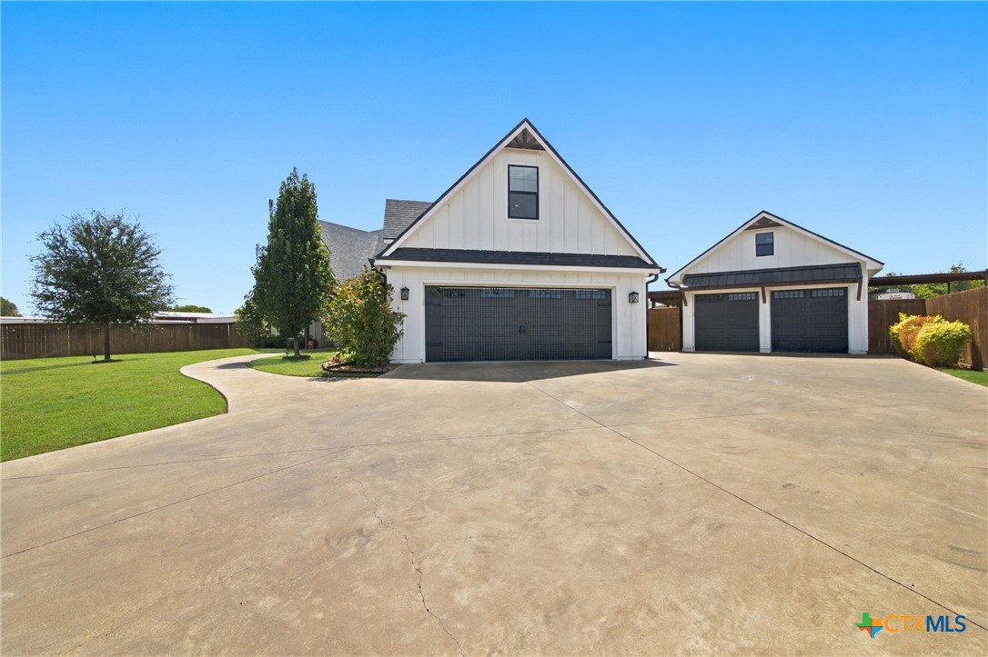 411 Goates Road, Troy, TX 76579 — photo 3