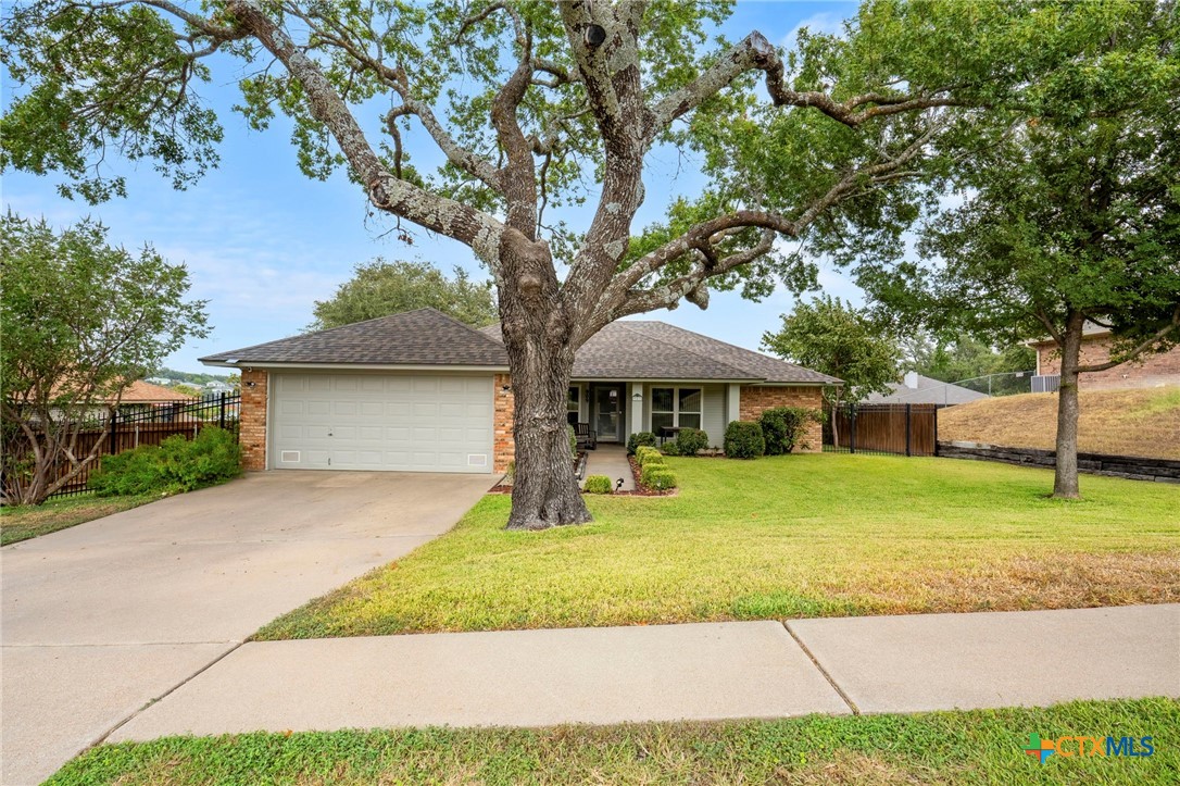 909 Northern Dancer Drive — photo