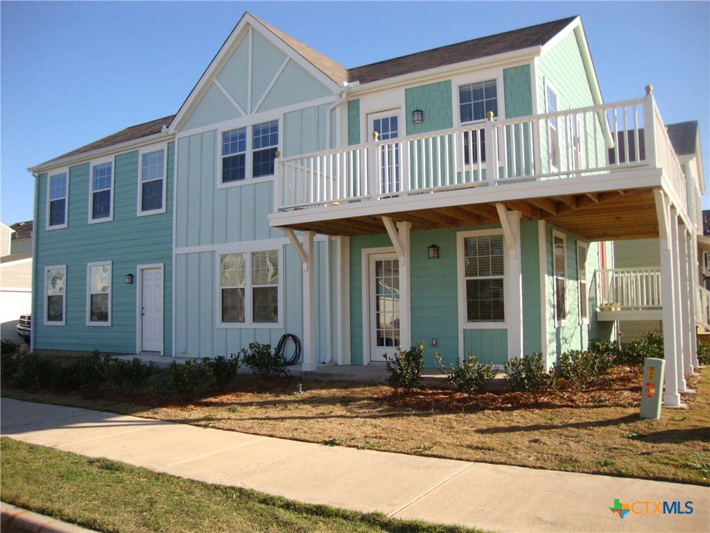 426 Shadowpoint Unit C — photo
