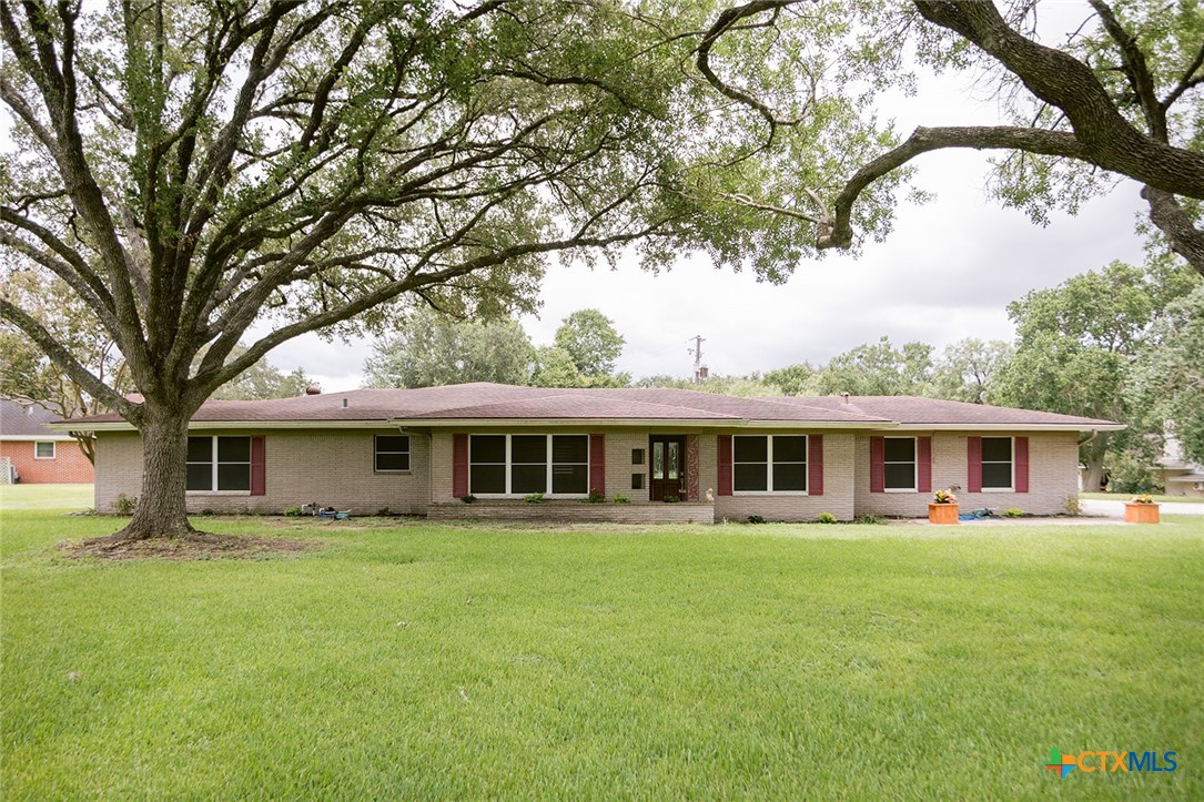 12 Jade Drive — photo