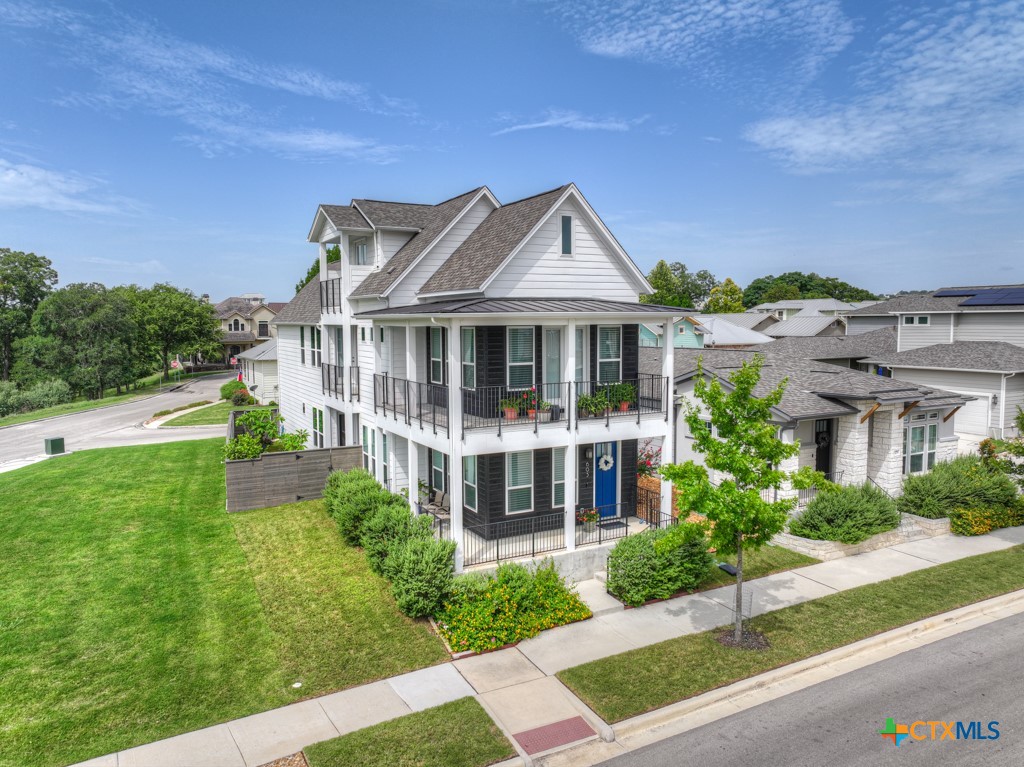 605 Creekside Common — photo