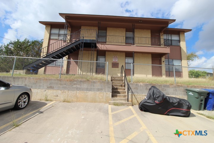 813 N 5th Street B — photo
