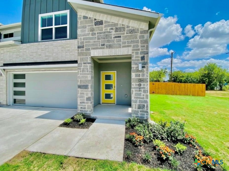 1001 Winnsboro Loop — photo