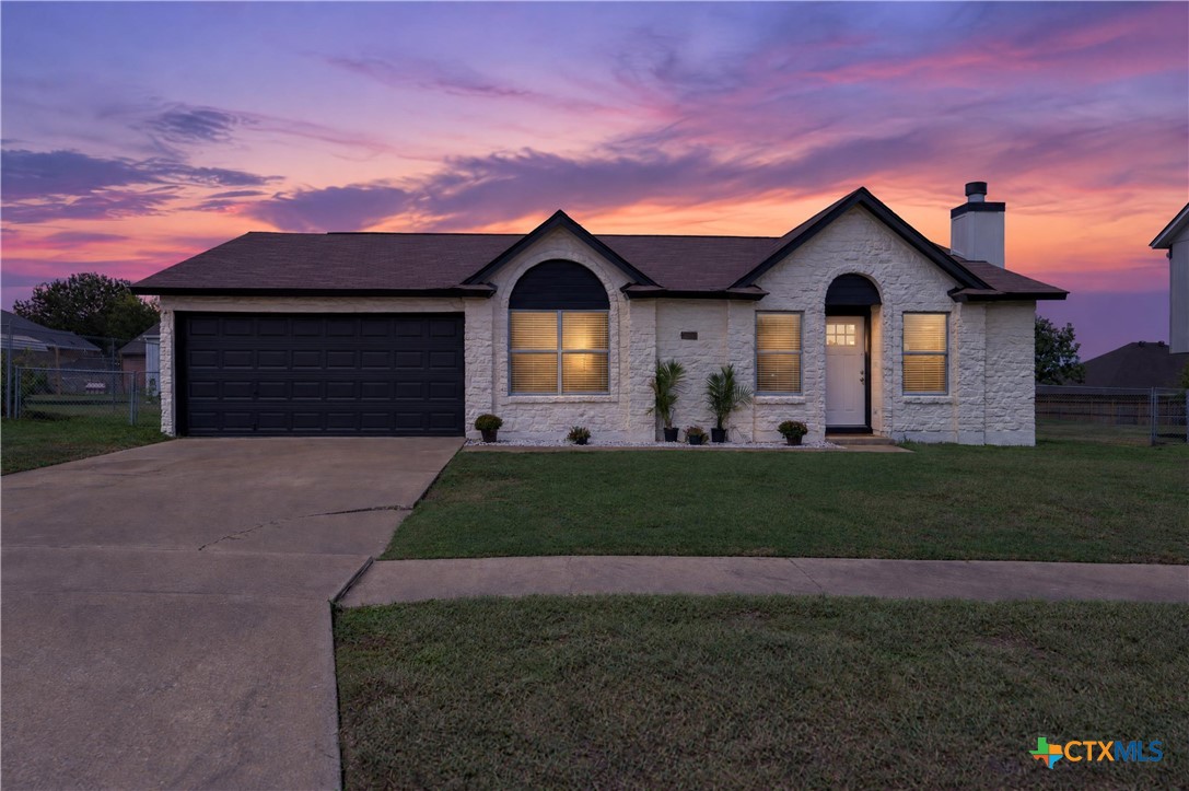 4907 Parkwood Drive — photo