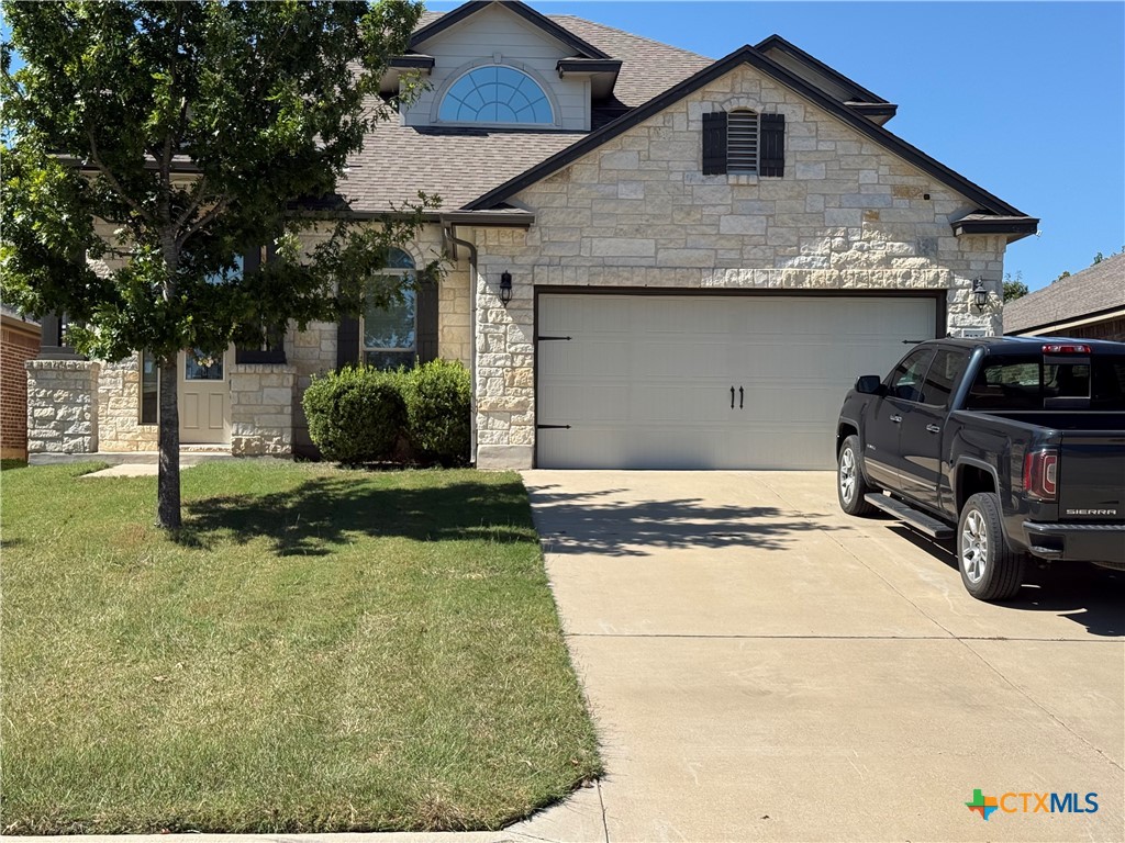 5126 Dauphin Drive — photo