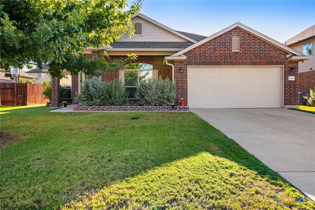 1113 Daffodil Drive — photo