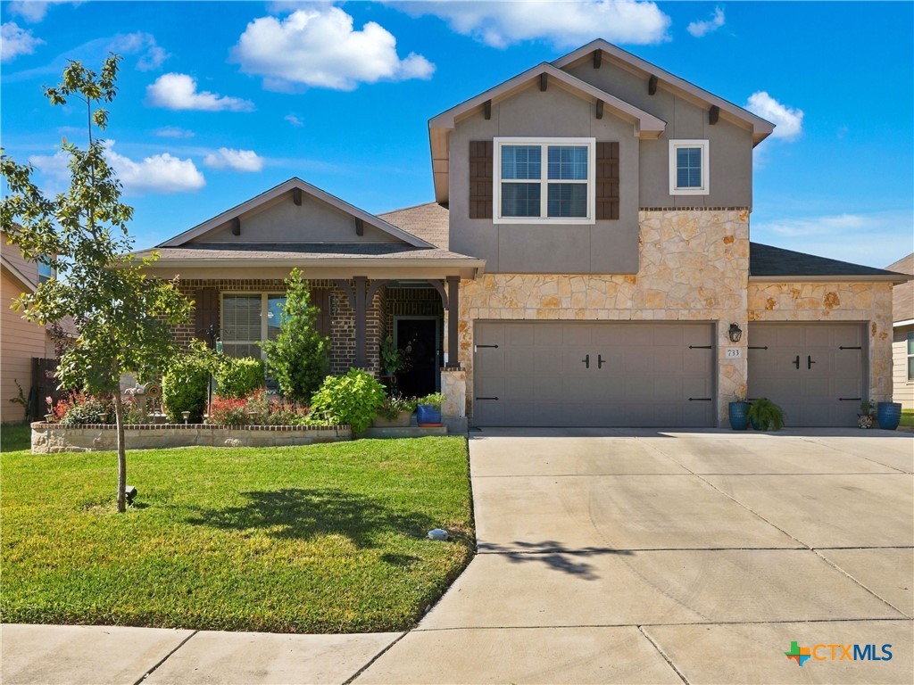 733 Gray Cloud Drive — photo
