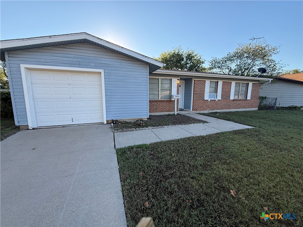 1210 Alta Vista Drive — photo