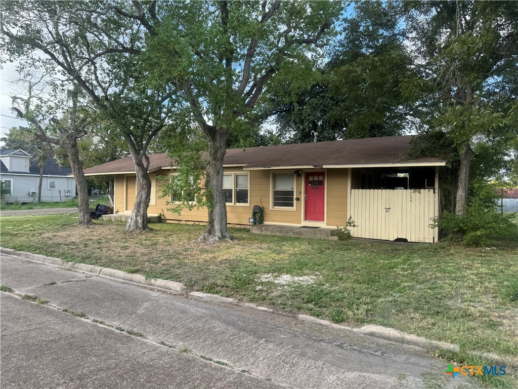 901 N Cameron Street — photo