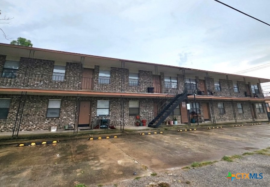 102 E Avenue a Unit 8 — photo
