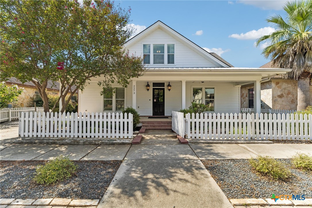 2273 Gruene Lake Drive — photo