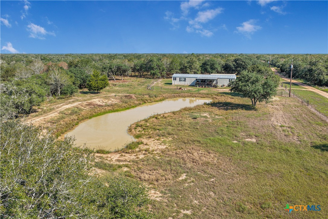 208 Private Road 1067 — photo