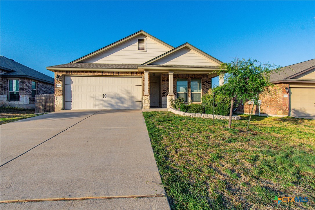 8818 Hidden Oaks Drive — photo