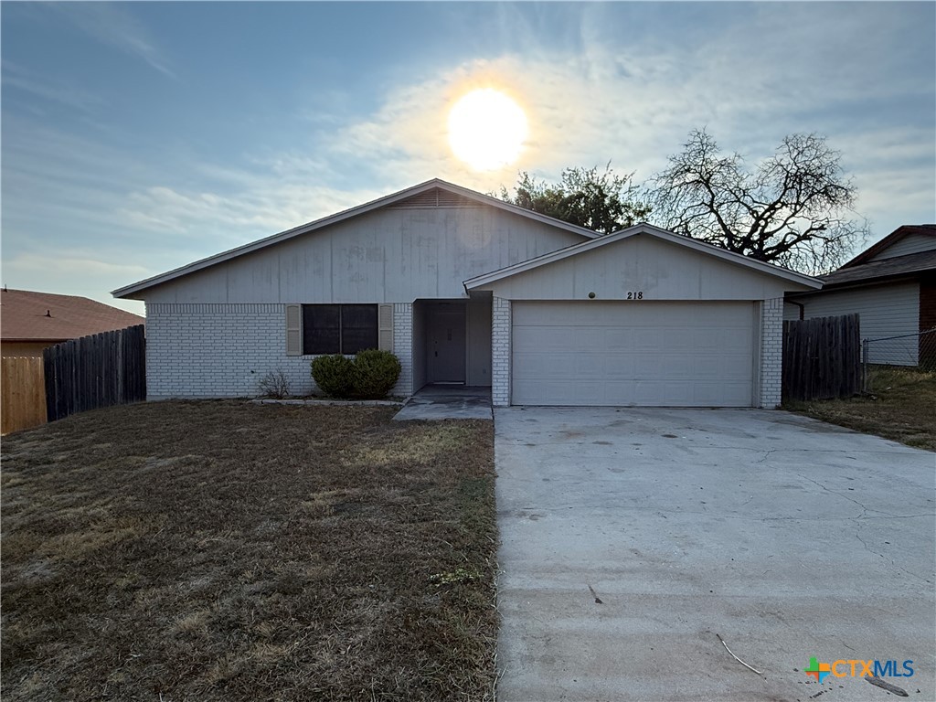 218 Spur Drive — photo