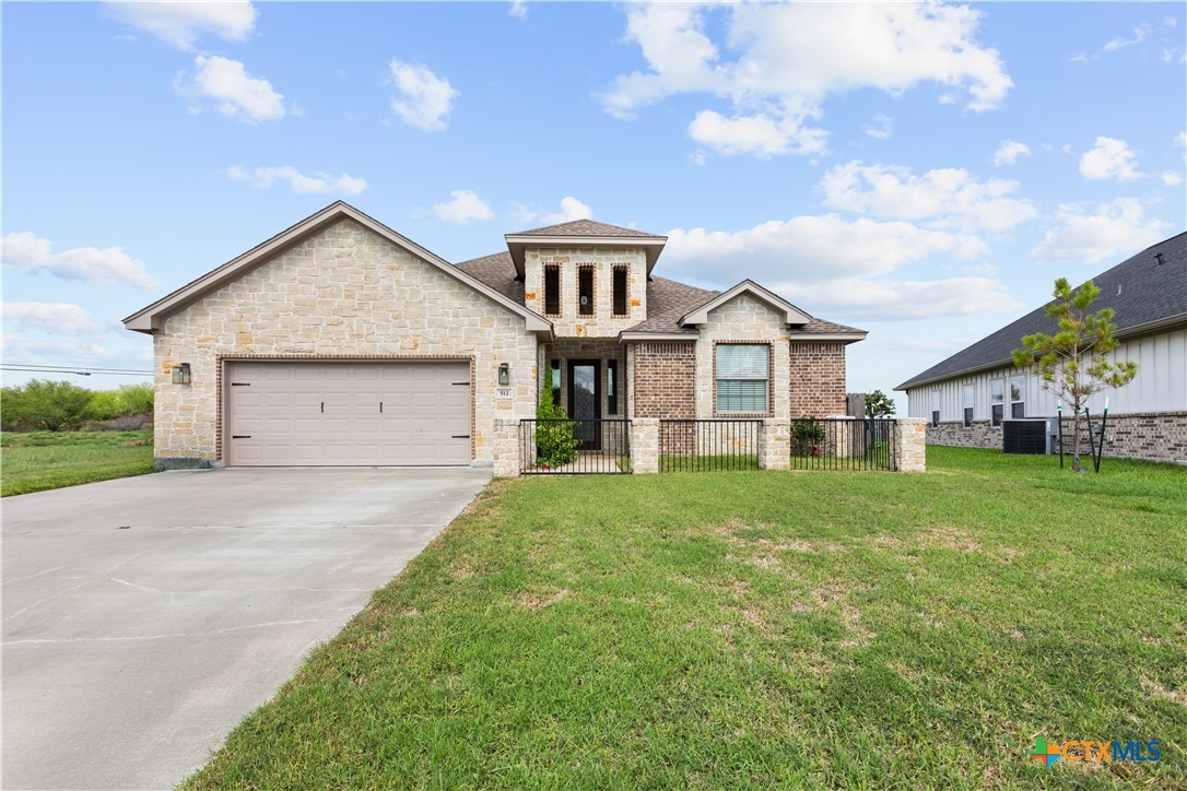 512 Windy Way Drive — photo