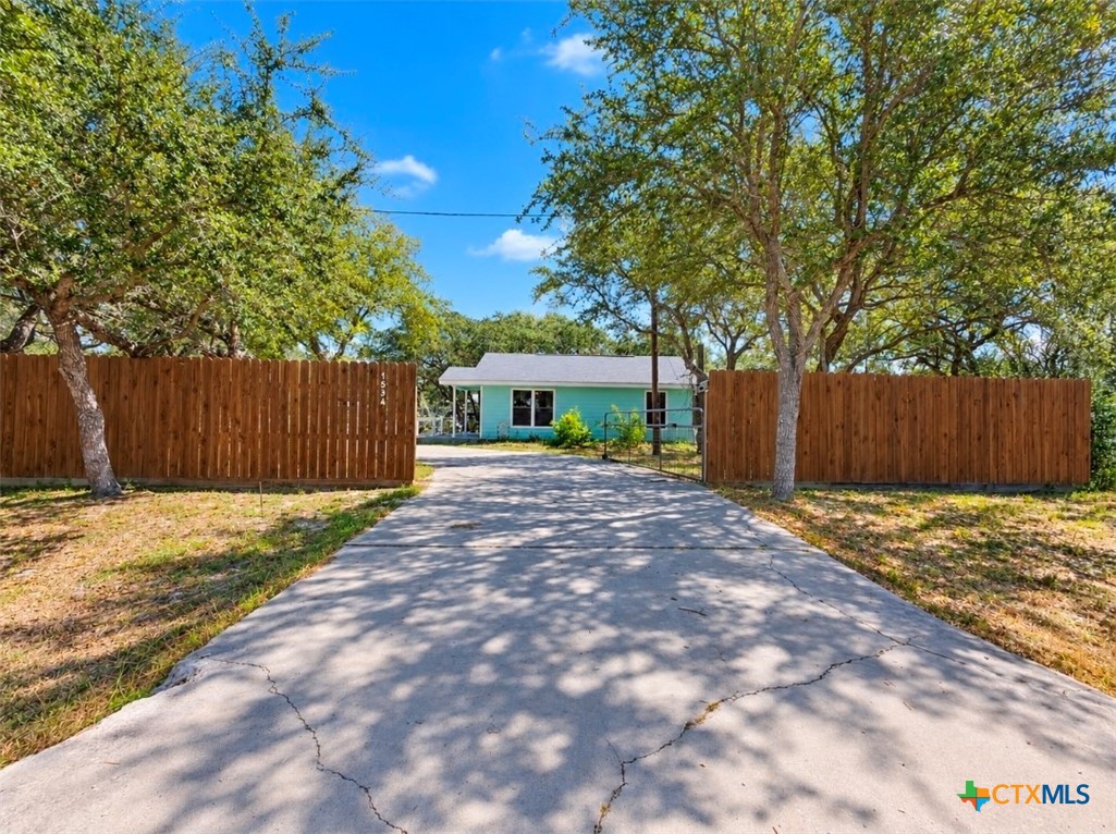 1534 San Antonio Street — photo