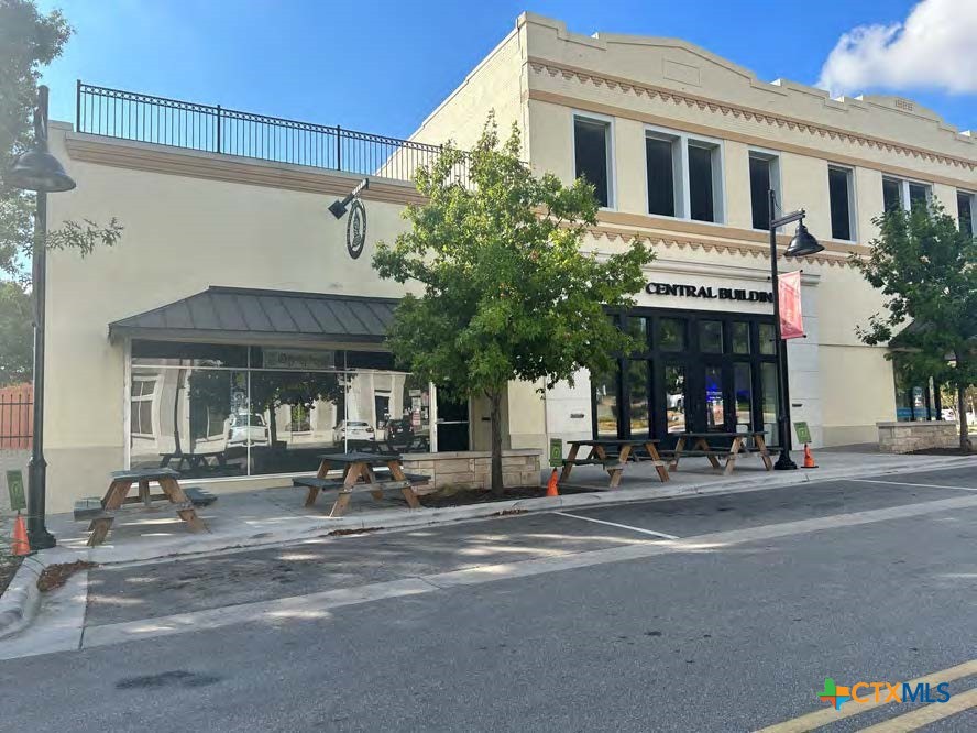 8 S 1st Street — photo