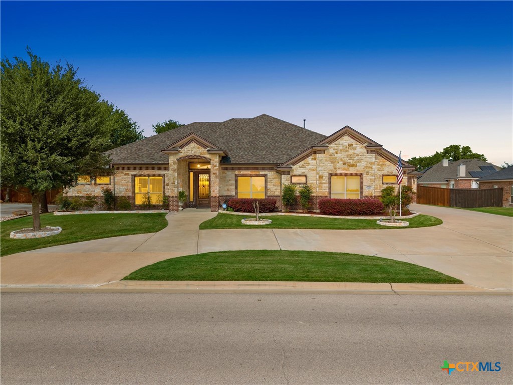 6019 Bella Charca Parkway — photo
