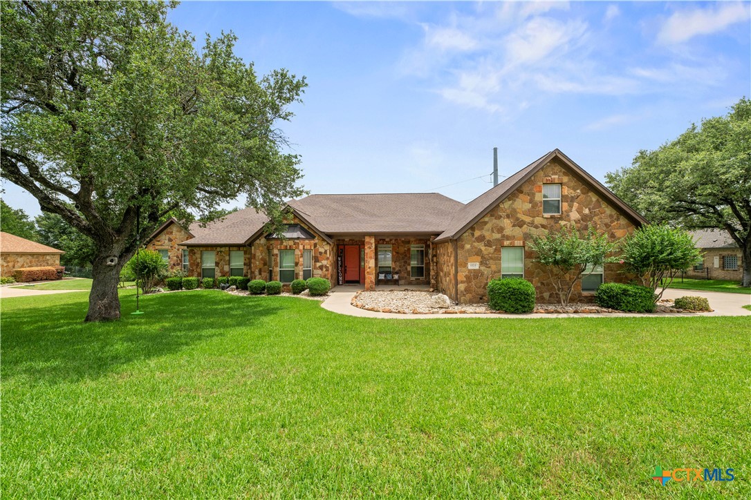 604 Cliff Drive — photo