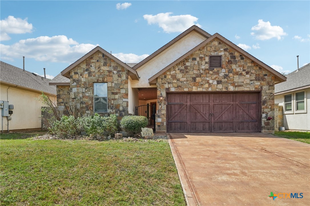 1213 Gruene Vine Court — photo