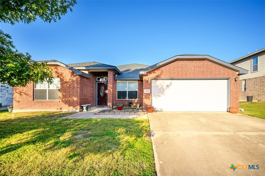 419 Cattail Circle — photo