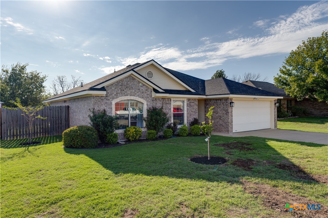 2805 Lindsey Drive — photo