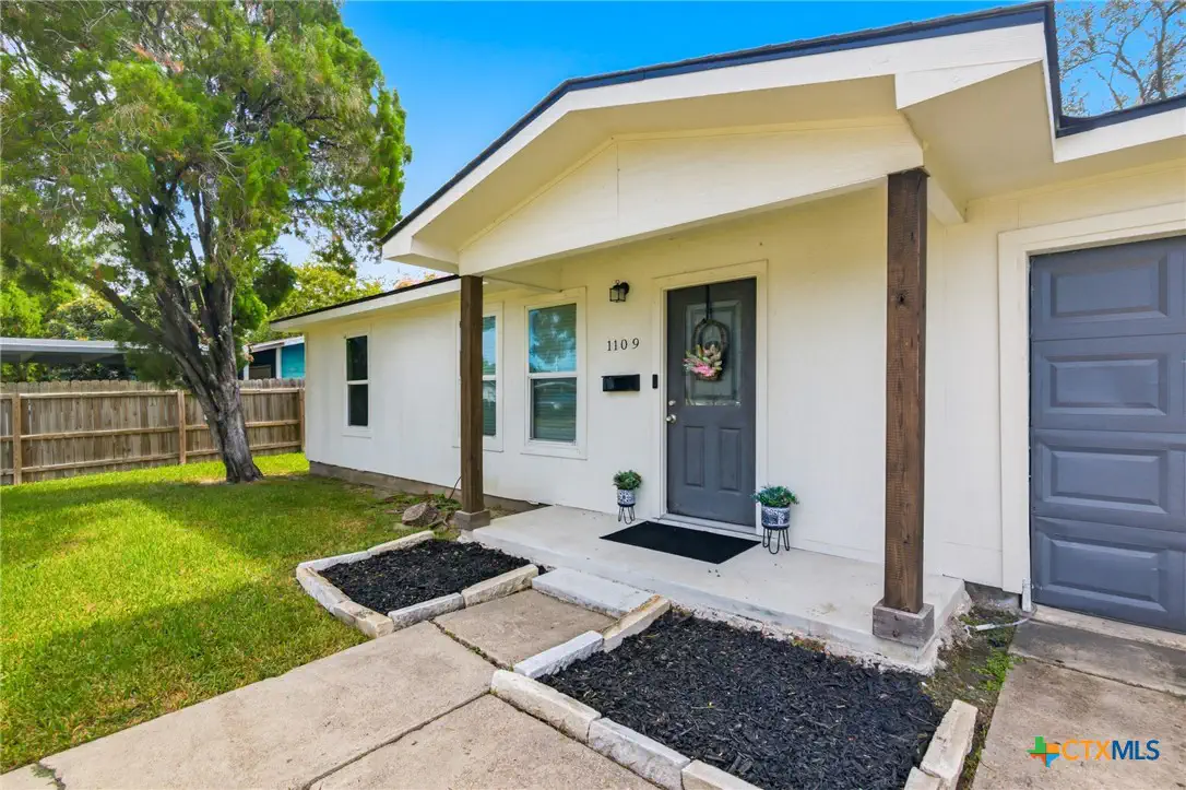 Victoria Jc 1109 E Polk Avenue, Victoria, TX 77901 | Realty.com