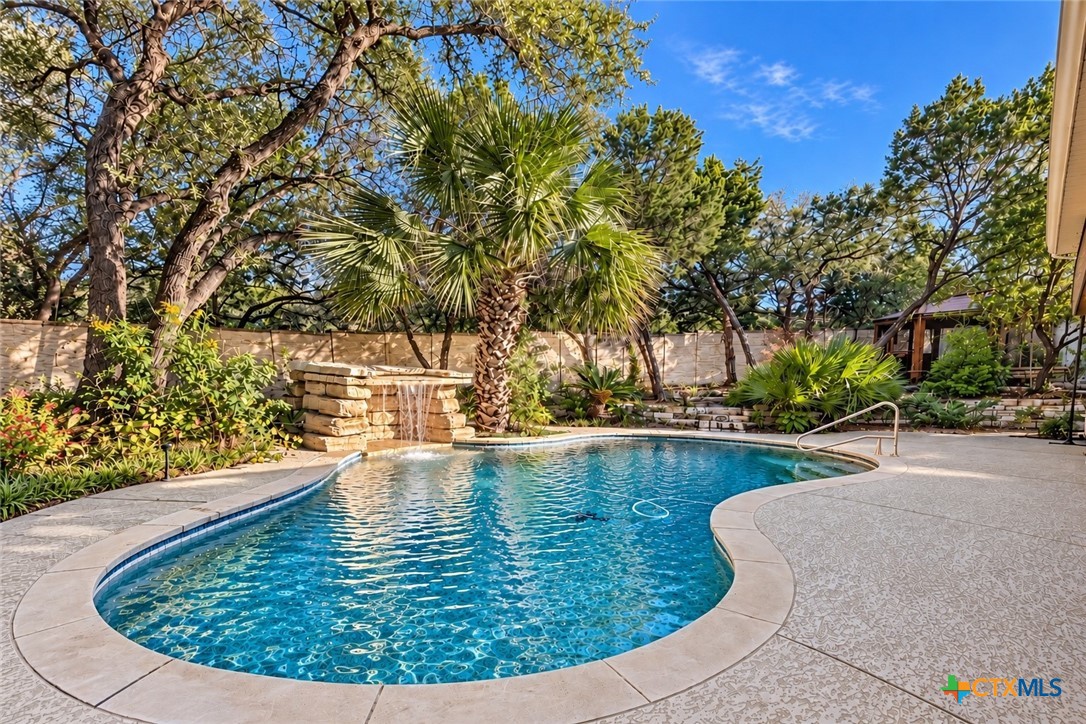 5612 Bonnell Vista Street — photo