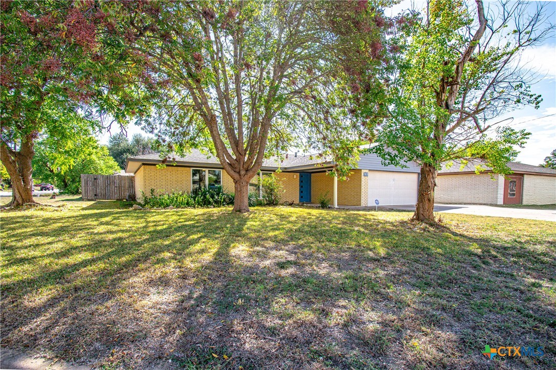 913 Bunker Hill Drive — photo