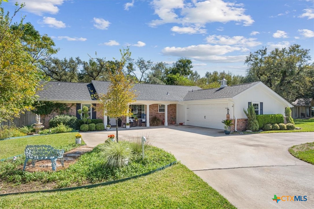 717 Whispering Oaks Drive — photo