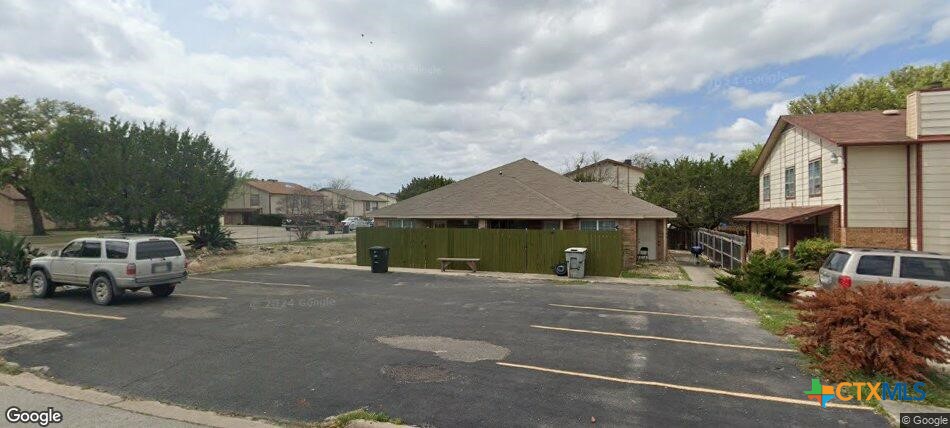 1305 Covey Lane — photo