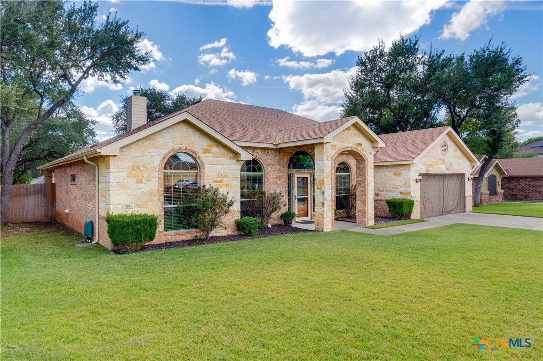 6104 Siltstone Loop — photo