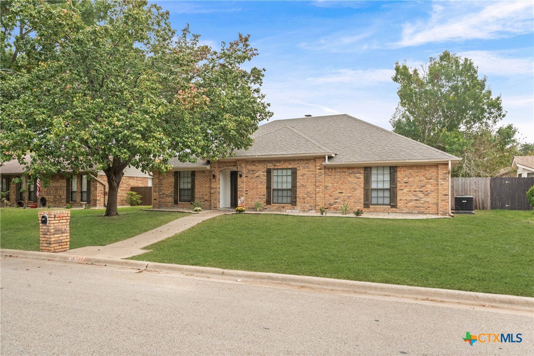 4417 Stagecoach Trail — photo