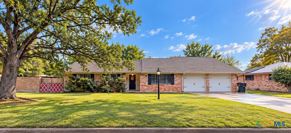 17 W Killen Lane — photo
