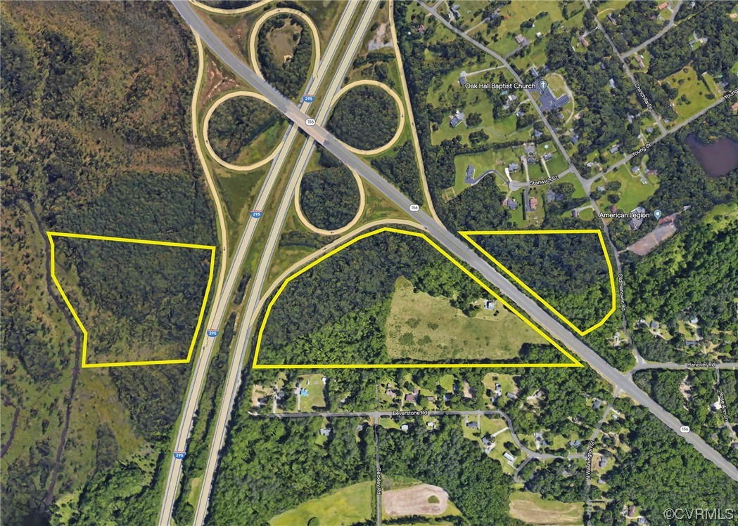 700 Airport Dr — photo