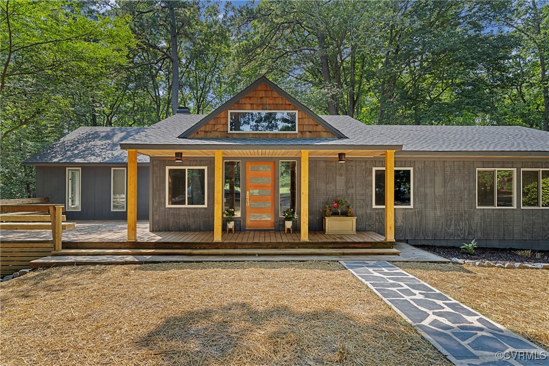113 Rappa Run Road, Topping, VA 23169