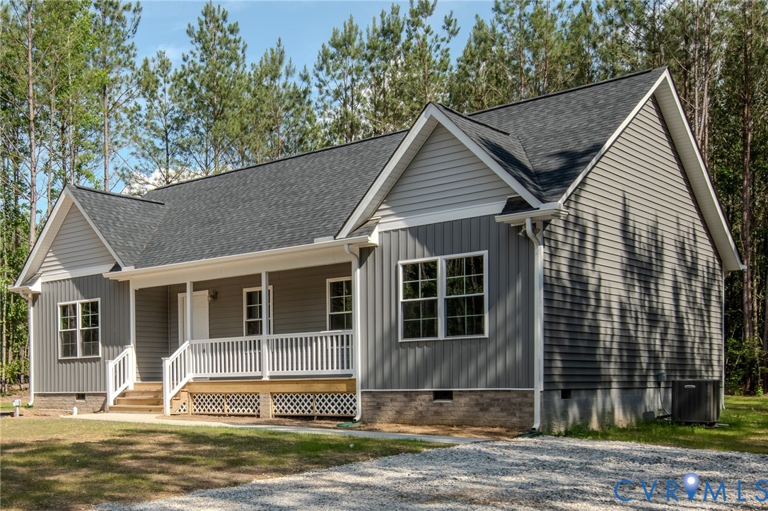 24178 Cabin Point Road, Disputanta, VA 23842